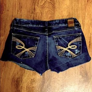Women’s Silver Starlite Cut-offs. Size 29